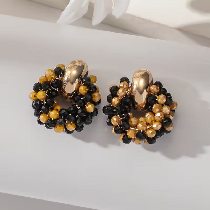 Pár bohémských ručně vyráběných náušnic s korálkami