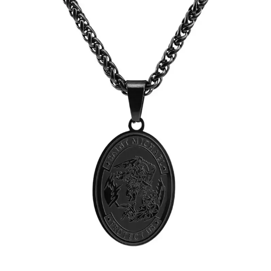 Oválný náhrdelník s portrétem anděla z nerezové oceli